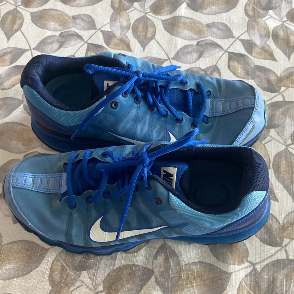 Nike Air Max Blue Sneakers